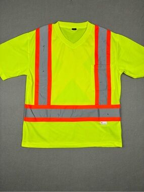 3M High-Visibility Short Sleeve Safety V-Neck T-Shirt in Yellow Construction